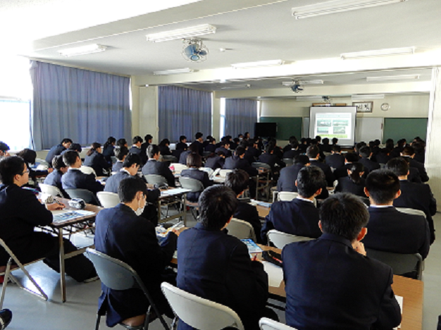 静岡県焼津水産高校生を対象とした「海運事業者セミナー」を開催しました
