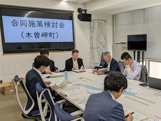 木曽岬町を訪問し、合同施策検討会に参加しました