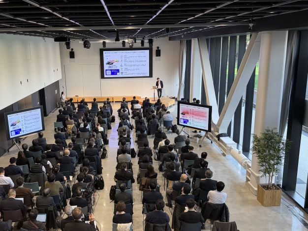 「地域公共交通シンポジウム in 中部」を開催しました