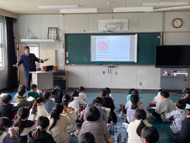 蒲郡市立蒲郡北部小学校で「出前授業」を開催しました